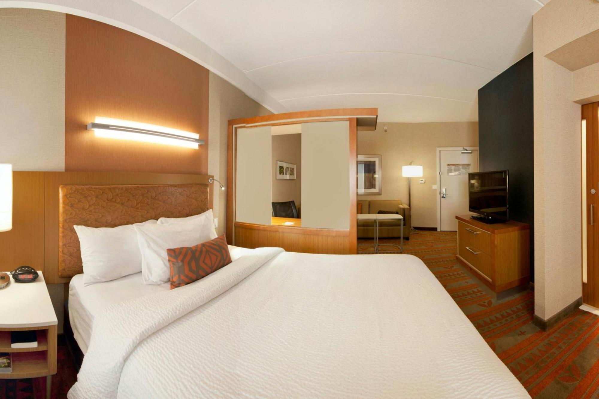 Springhill Suites By Marriott Дедууд Екстериор снимка